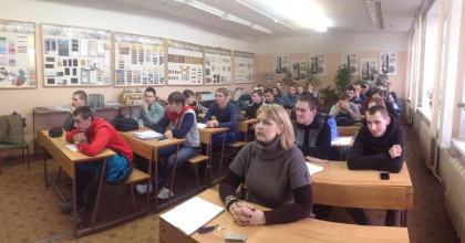 встреча обучающихся выпускных групп С-3-12 и СМ-11-12 с представителем работодателя строительной фирмы ООО «Крона» - фото - 1