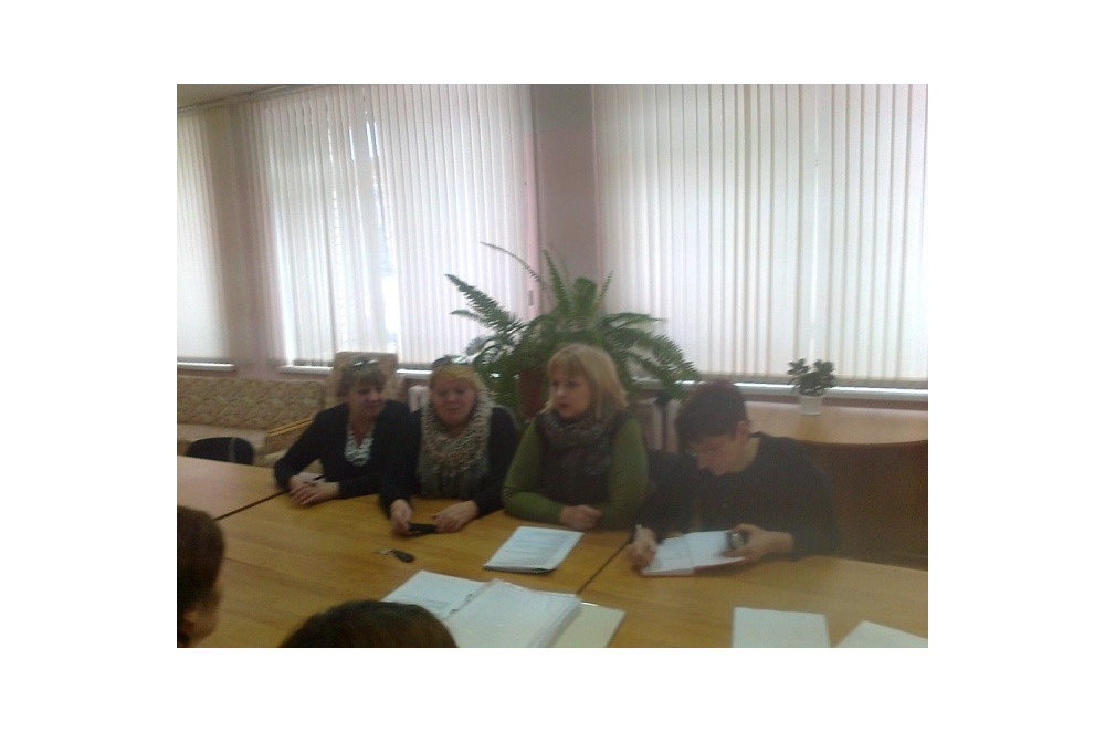 круглый стол по подготовке к региональному чемпионату Смоленской области по рабочим профессиям по стандартам WSR - фото - 1