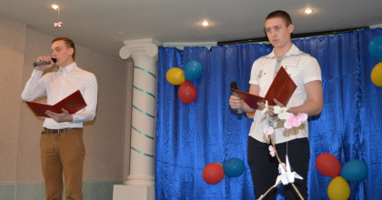 8 Марта в колледже - фото - 1