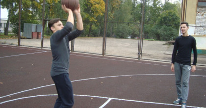 спортивные соревнования в рамках "Месячника первокурсника" - фото - 1