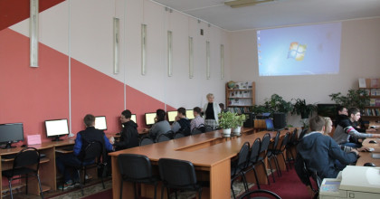 семинар "Современные методы работы с источниками информации" в областной библиотеке им. Твардовского - фото - 1