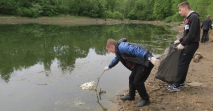 реадовское озеро очистили от мусора - фото - 1