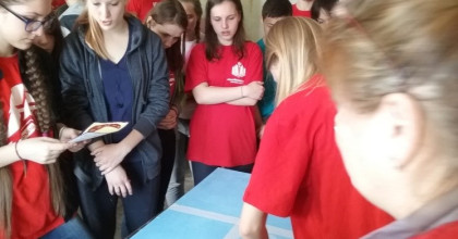 профориентационная работа среди участников первой специализированной смены «ЮНАРМЕЙЦЫ» - фото - 1