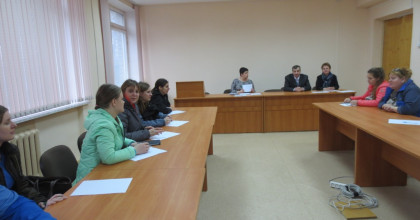 встреча выпускников колледжа корпуса № 2 с представителями СОГКУ «Центр занятости населения города Смоленска» - фото - 1