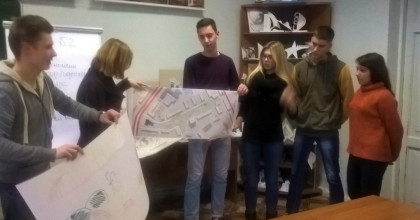 студенты Смоленского строительного колледжа стали участниками сессии дизайн-мышления по созданию регионального центра компетенций по вопросам городской среды в Смоленской области - фото - 1