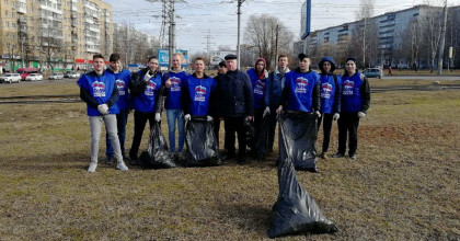 студенты и сотрудники колледжа приняли участие в субботнике в парке Соловьиная роща - фото - 1