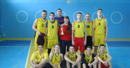 соревнования по баскетболу среди мужских команд в зачет Спартакиады обучающихся  ПОУ г. Смоленска - фото - 1