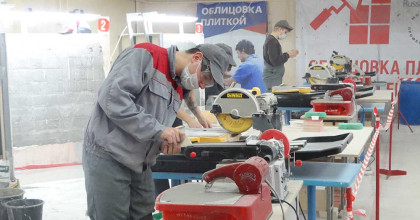 демонстрационные экзамены по компетенциям «Облицовка плиткой» и «Сантехника и отопление» - фото - 1