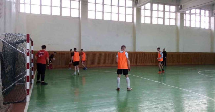 соревнования по мини-футболу - фото - 1