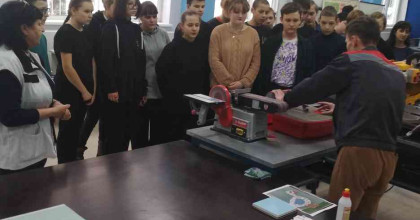 мастер-класс «Панно из фигурных деталей плитки» - фото - 1