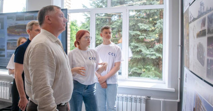 заместитель председателя Правительства России Марат Хуснуллин посетил Смоленский строительный колледж - фото - 1