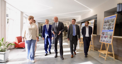 дмитрий Чернышенко посетил с рабочим визитом Смоленскую область - фото - 1