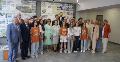 сенаторы РФ высоко оценили механизм целевого обучения Смоленской области - фото - 1