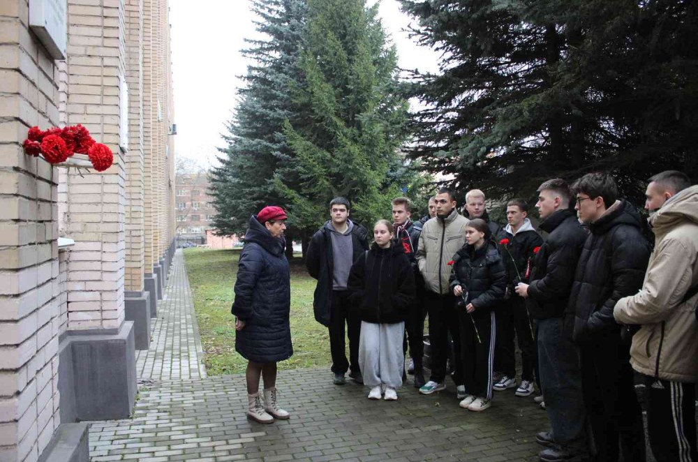 день Неизвестного Солдата. Помним своих героев - фото - 1