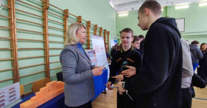 профориентационный выезд в Кардымовский муниципальный округ - фото - 1