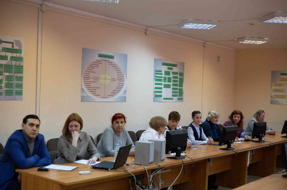 творческая мастерская «Из опыта реализации практикоориентированного подхода в проектно-исследовательской деятельности» - фото - 1