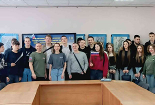 в преддверии Дня воссоединения Крыма с Россией в академии прошел исторический квиз - фото - 1