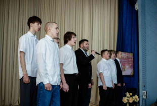 весеннее настроение: в академии прошёл праздничный концерт к 8 Марта    - фото - 1