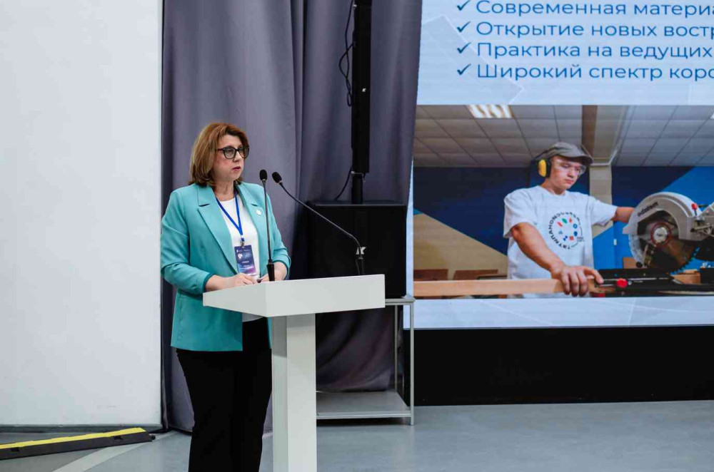 сага на конференции «Строим будущее на прочном фундаменте» - фото - 1