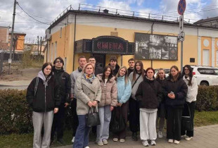 студенты академии в кино с пользой и по «Пушкинской карте» - фото - 1
